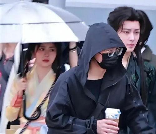 新娱乐吃瓜少女,揭秘吃瓜少女生存法则